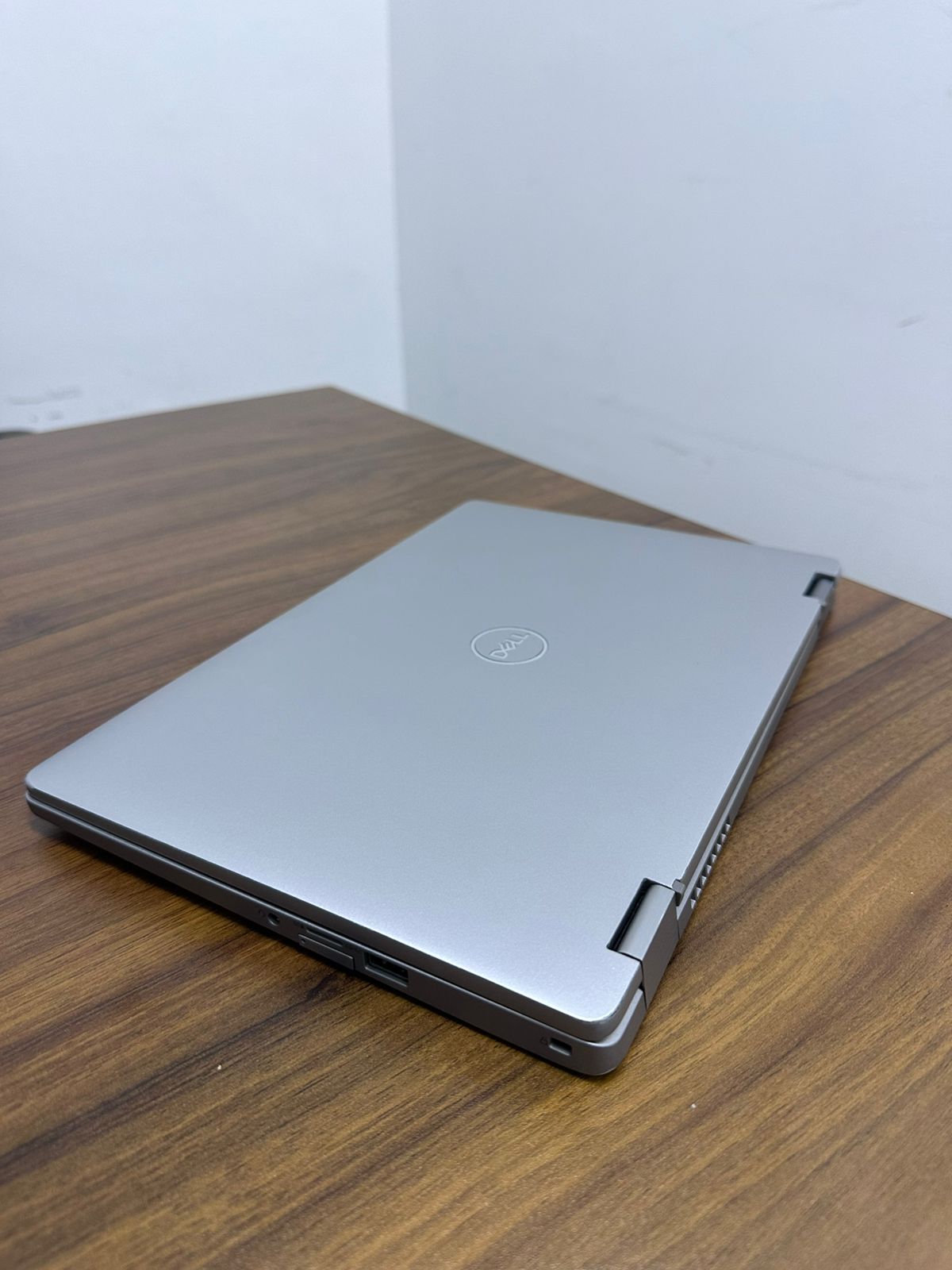 DELL LATITUDE 5310 (2-IN 1)CORE i5-10310U 13.3 INCH FHD TOUCHSCREEN