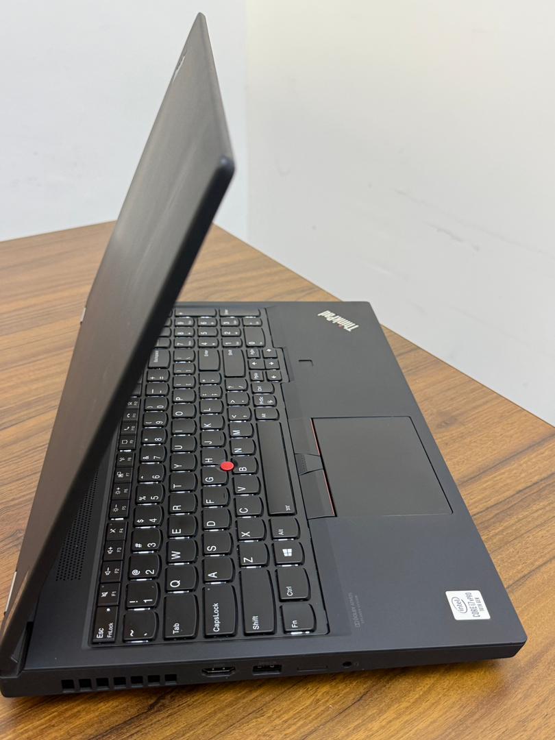 LENOVO THINKPAD P15 i7-10GEN 15.6 FHD IPS DISPLAY NVIDIA QUADRO T1000 4GB WINDOW 11PRO