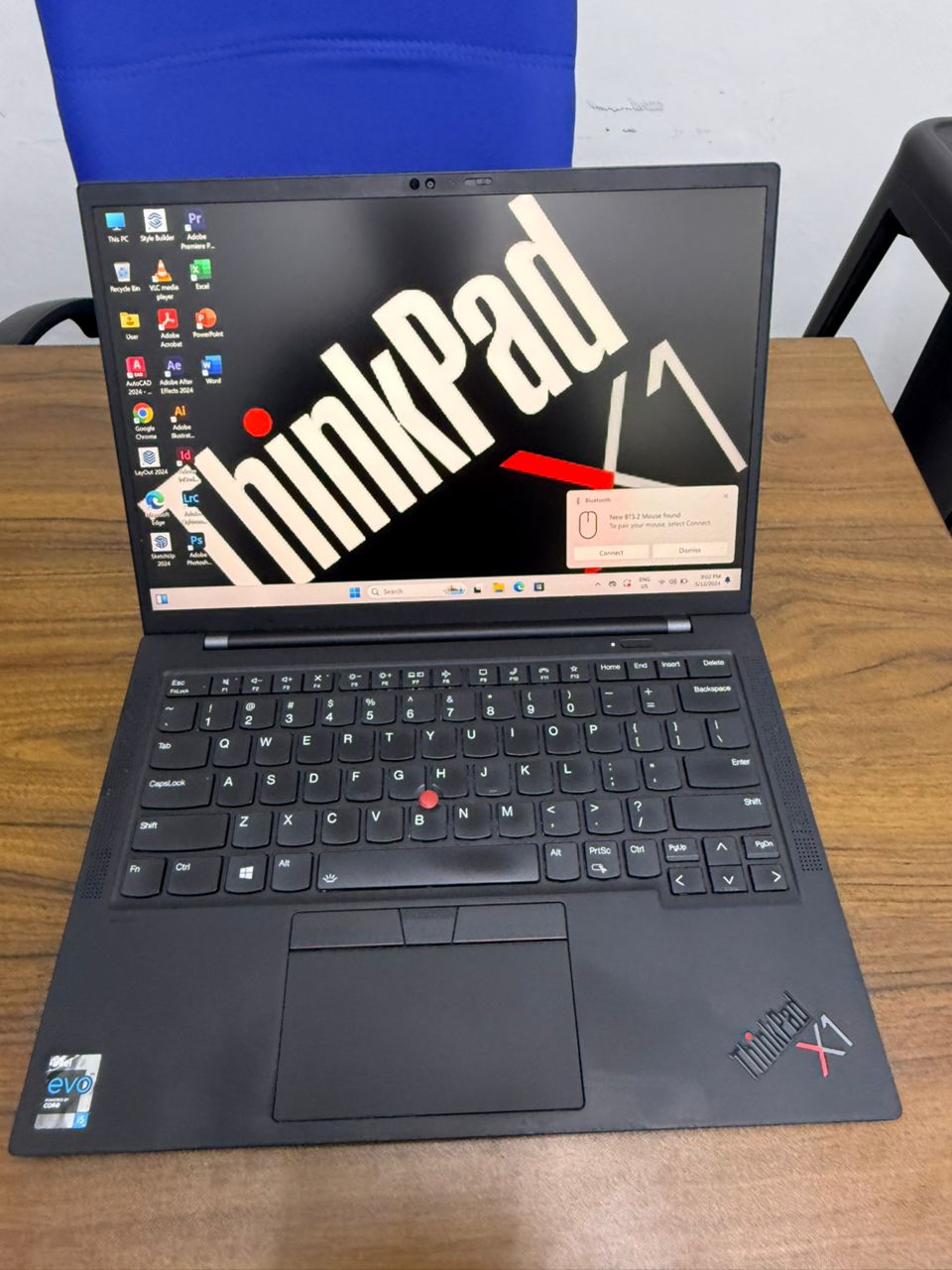 LENOVO THINKPAD X1 CARBON GEN 9 CORE i5-11GEN 14 inch 2K SREEN UPTO 1TB SSD WINDOW 11PRO