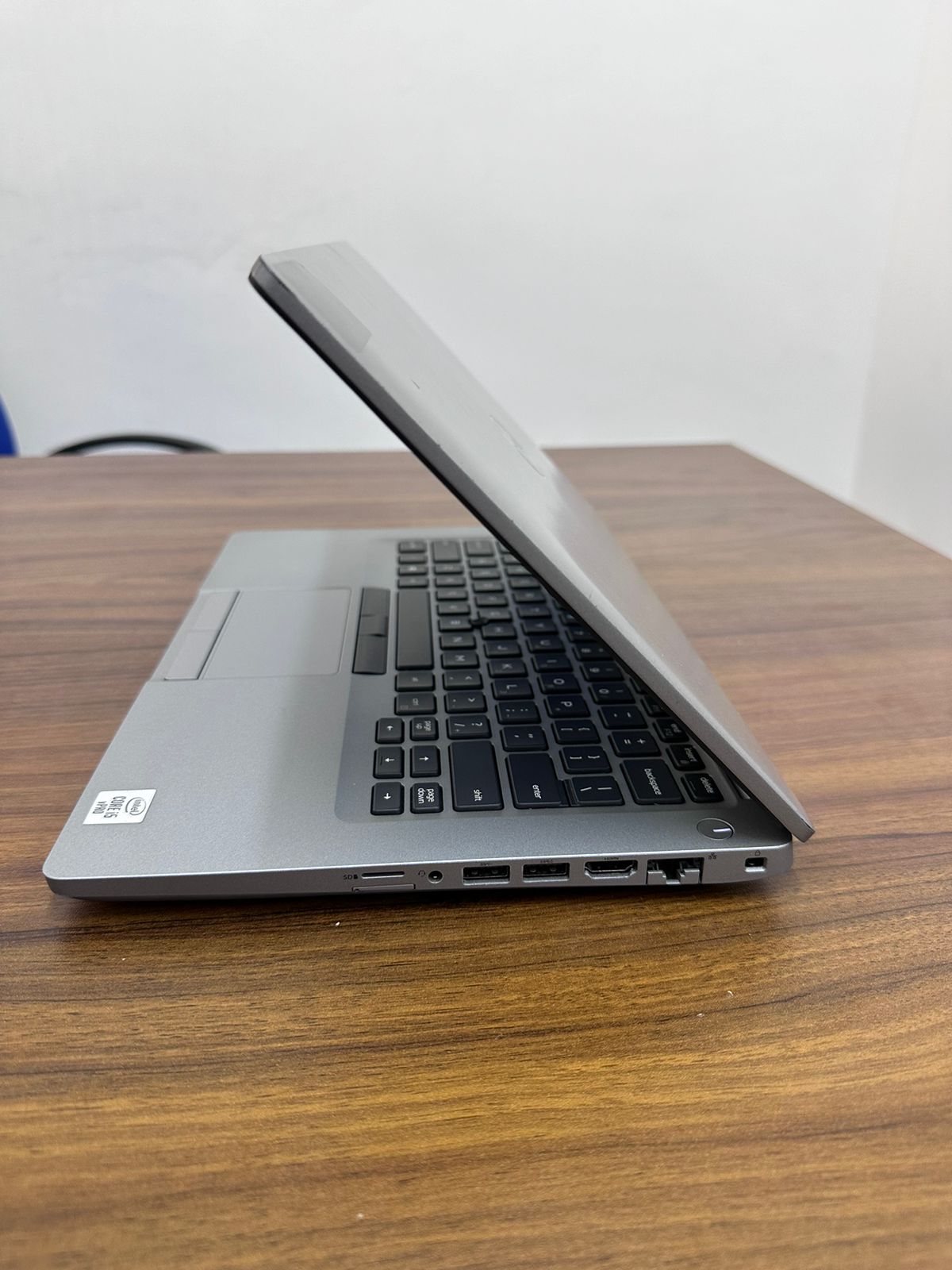 DELL LATITUDE 5411 INTEL CORE i5 - 10400(10th GEN) 14 INCH FHD SCREEN 16GB RAM/256GB SSD WINDOWS 10/11 PRO - My Store